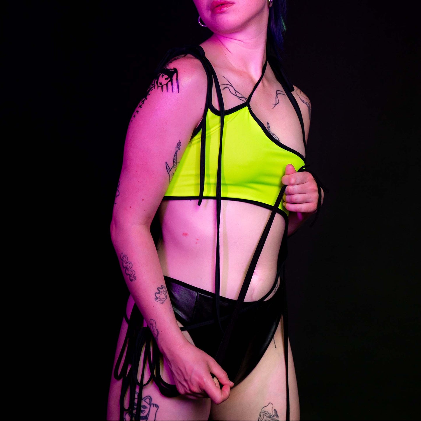 reversible top neon and black